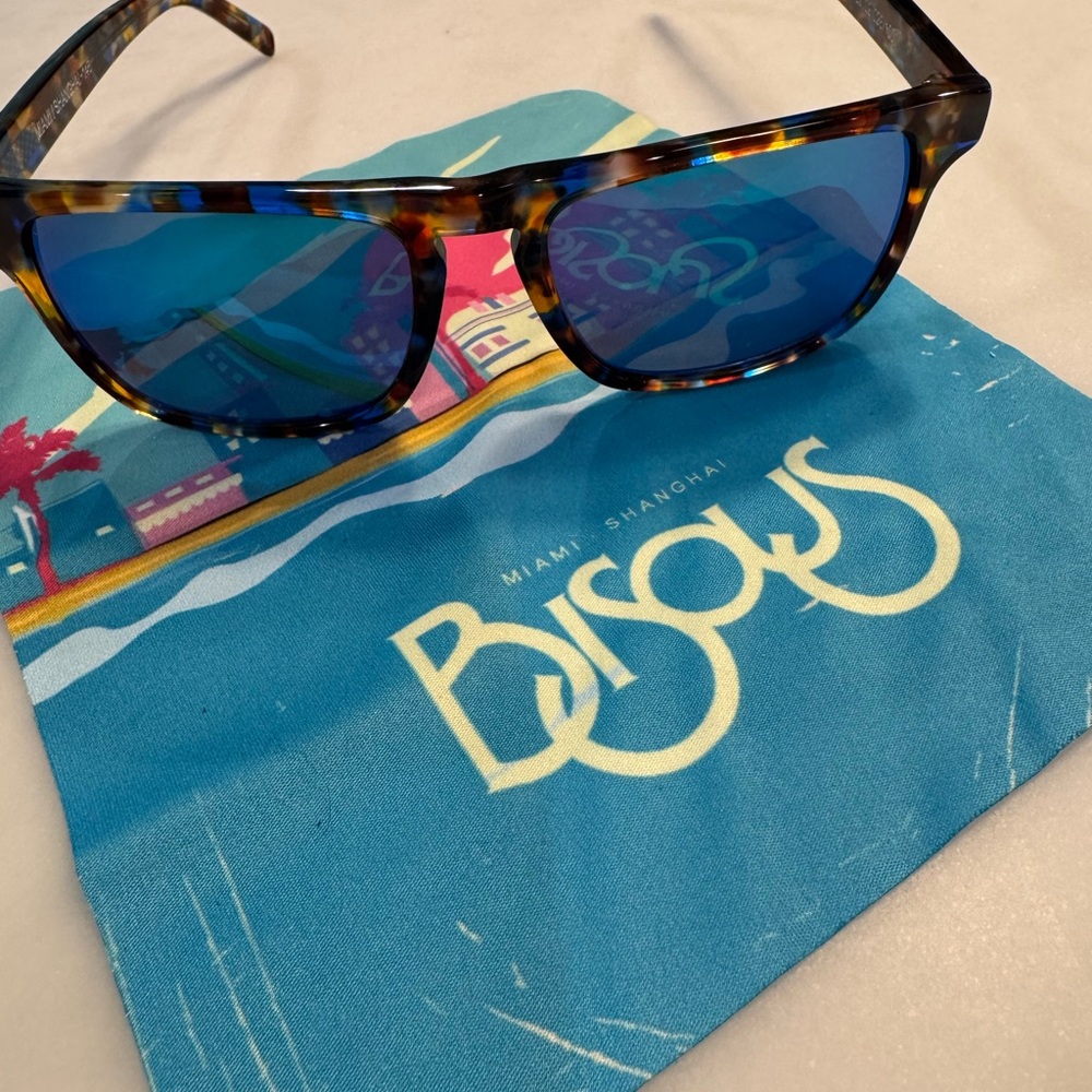 Blue Lens Tortoiseshell Sunglasses